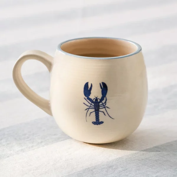 Lobster & Crab Stoneware Ball Mug: Coastal Charm Meets Comfy Grip - Image 4
